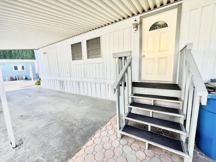 Property Photo: 270 Heritage Glen CA 95670