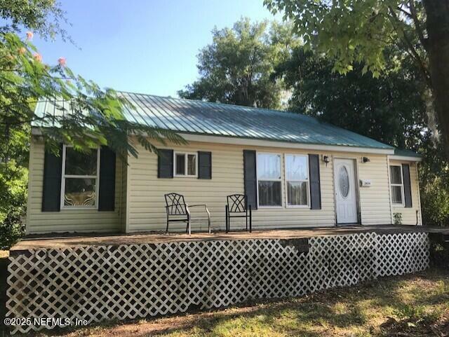 Property Photo:  2404 Crill Avenue  FL 32177 
