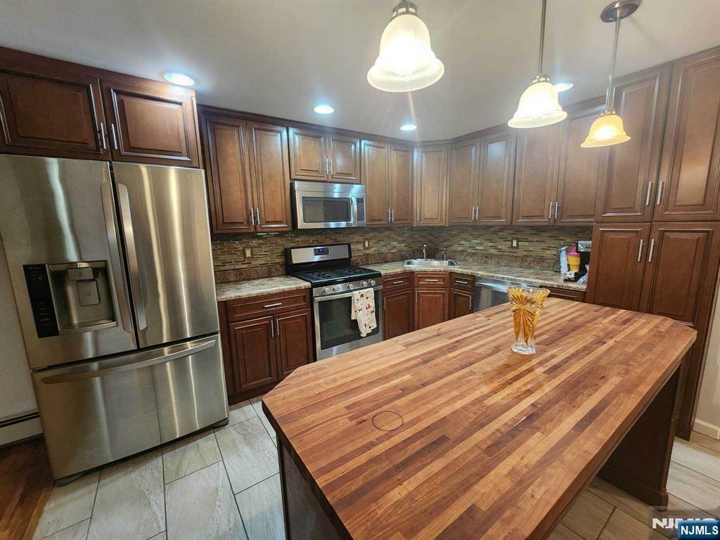 Property Photo: 13 S 3rd Street 2R NJ 07029