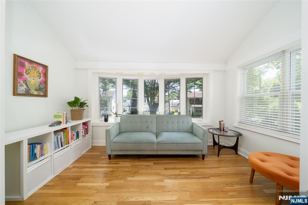 Property Photo:  1096 Stasia Street  NJ 07666 