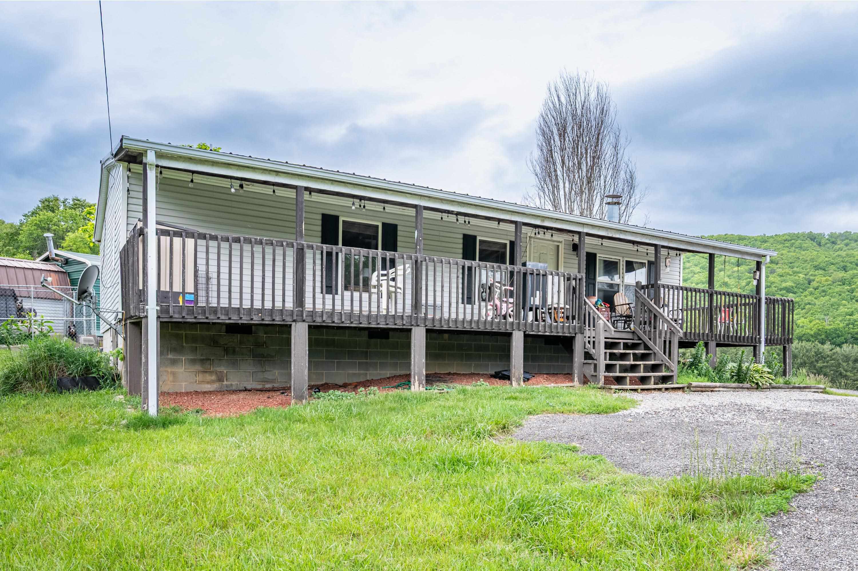 Property Photo: 5877 Cumberland Gap Road VA 24128