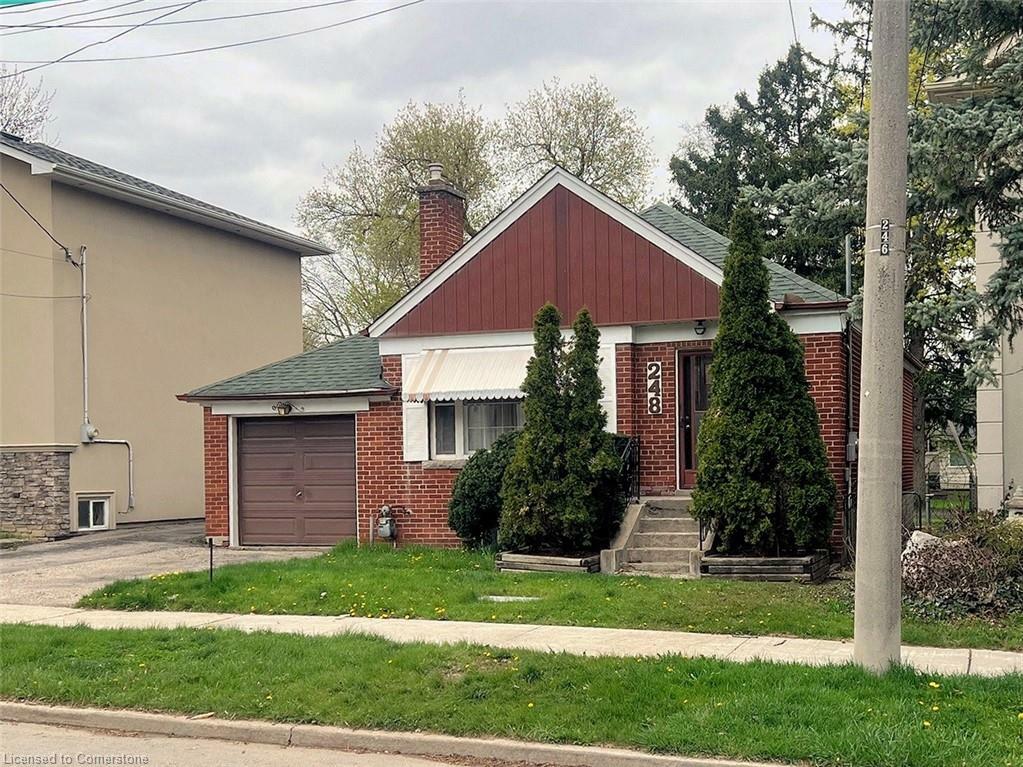 Property Photo: 248 Florence Avenue ON M2N 1G6
