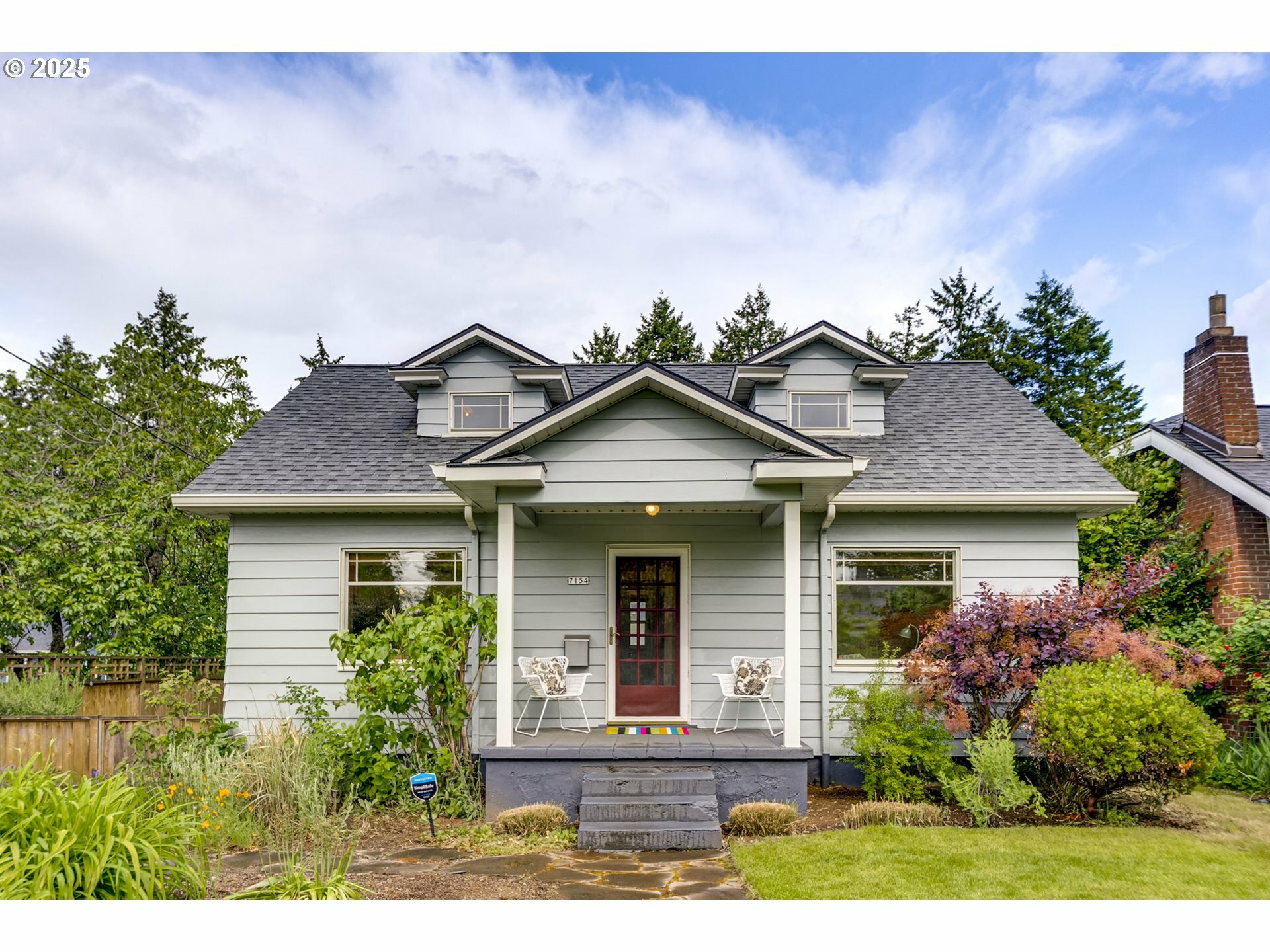 Property Photo:  7154 N Greeley Ave  OR 97217 