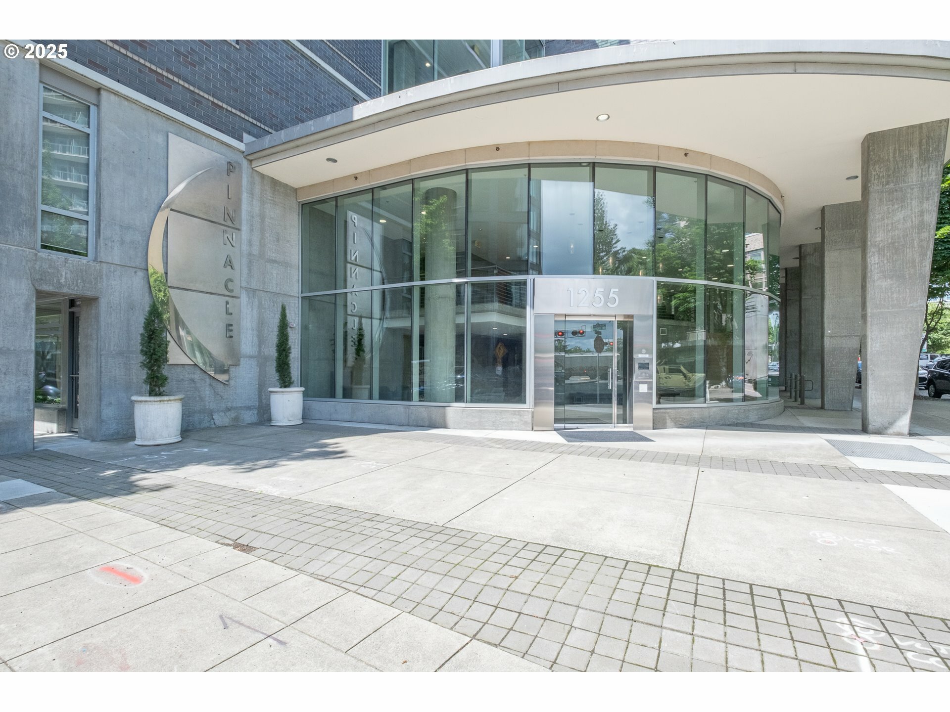 1255 NW 9th Ave 508  Portland OR 97209 photo