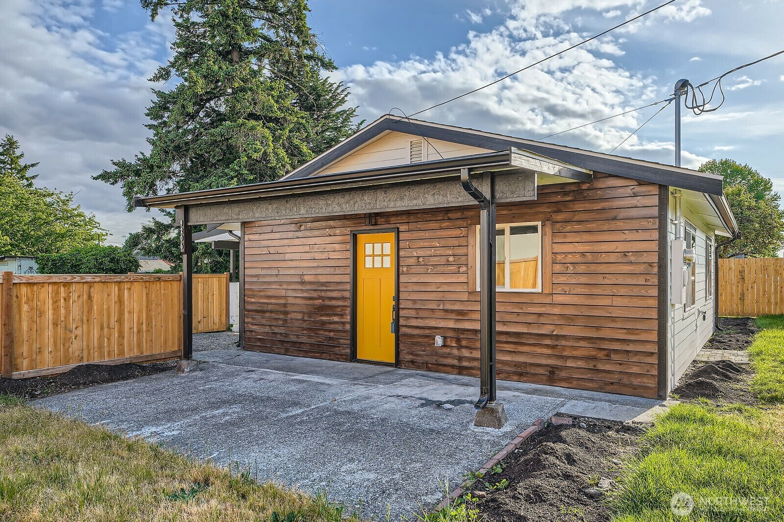 Property Photo: 9206 33rd Avenue Ct S WA 98499