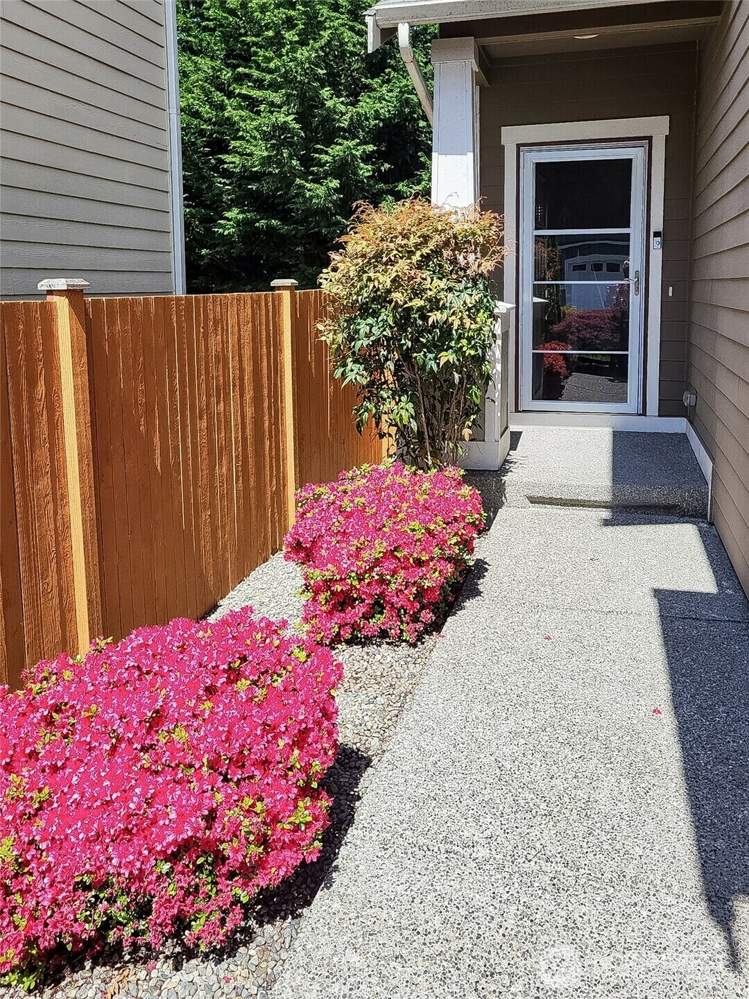 Property Photo: 9155 1st Street SE WA 98258