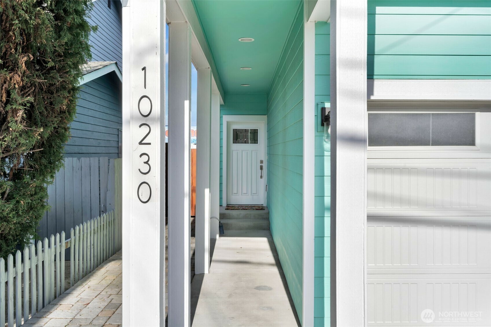 Property Photo: 10230 17th Avenue SW WA 98146