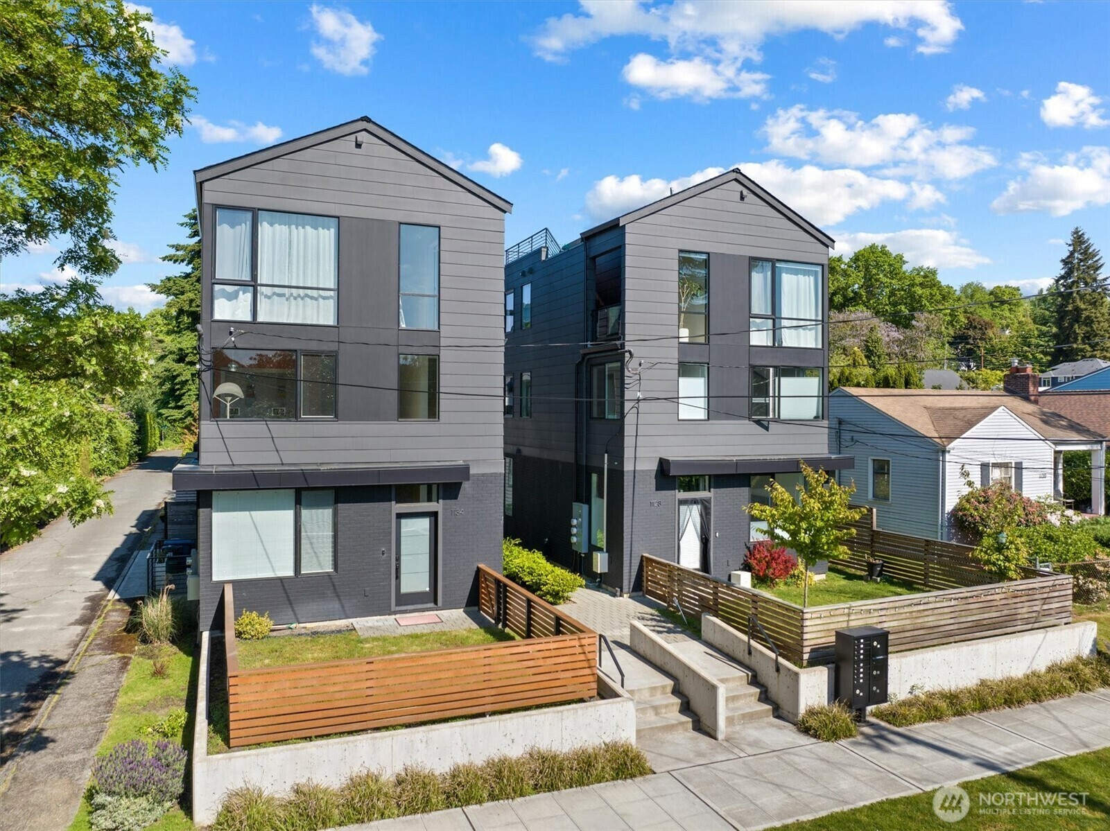 Property Photo: 1134 32nd Avenue E B WA 98112
