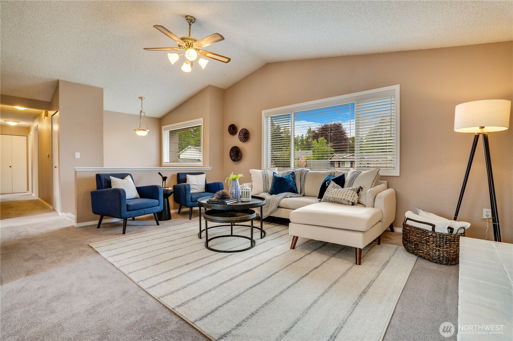 Property Photo: 33242 37th Avenue SW WA 98023