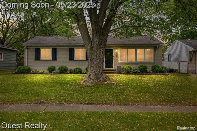 Property Photo: 3680 Shoals Street MI 48329