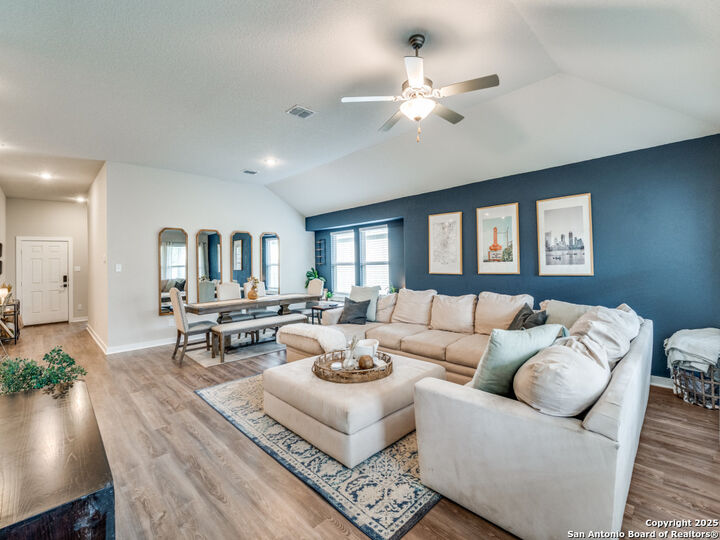 Property Photo: 1136 Amber Lake TX 78155