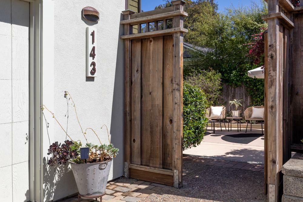Property Photo: 143 Moran Way CA 95062