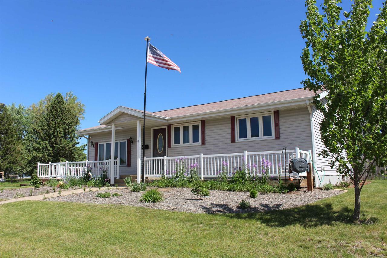 Property Photo:  805 Prairie Street  WI 53948 