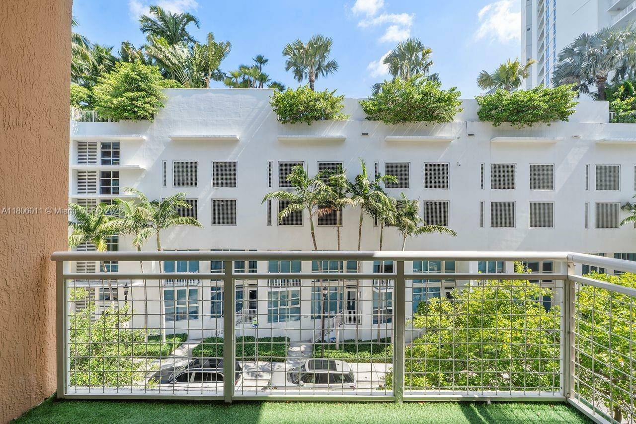 Property Photo: 2001 Biscayne Blvd 2308 FL 33137