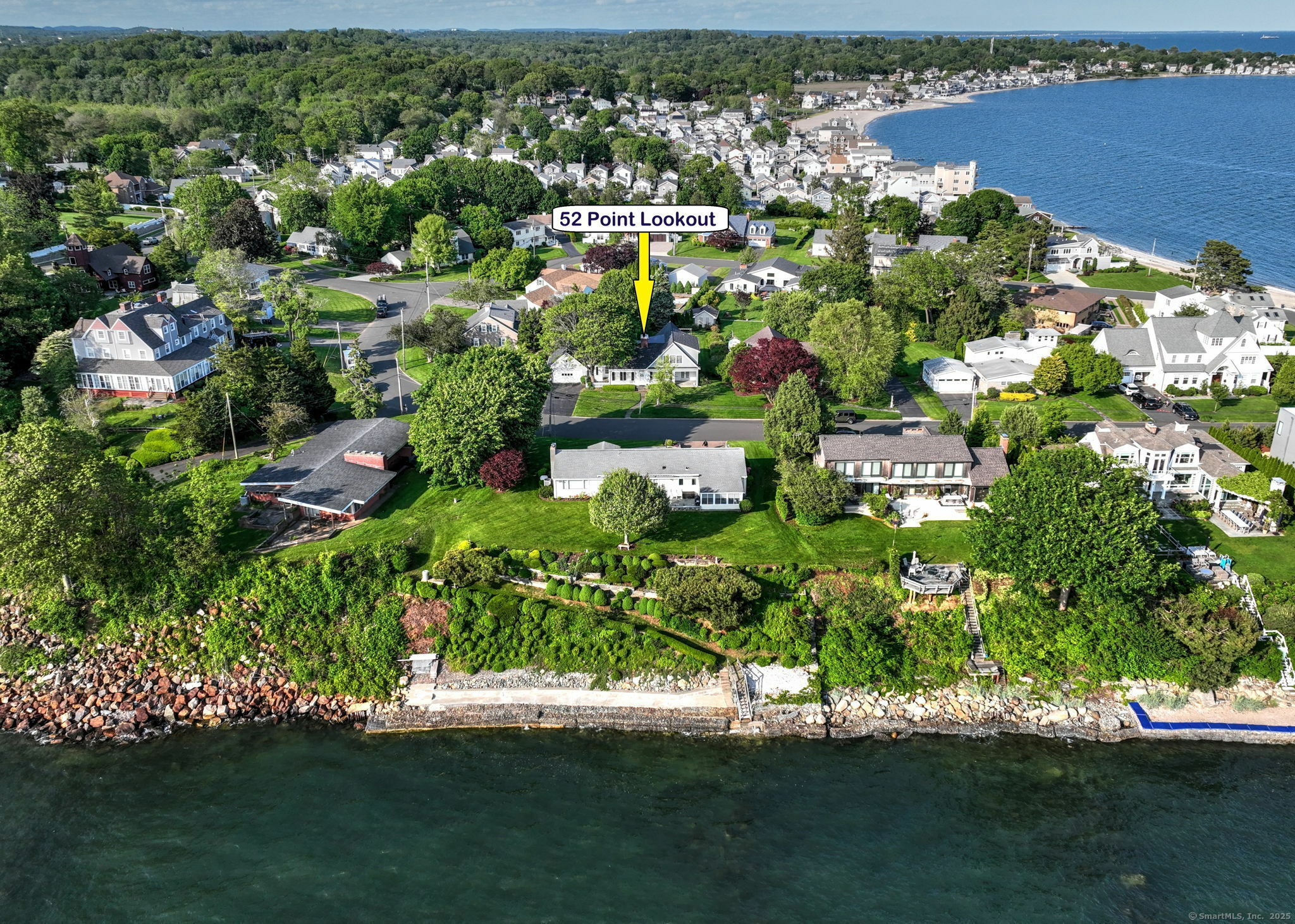 Property Photo: 52 Point Lookout CT 06460