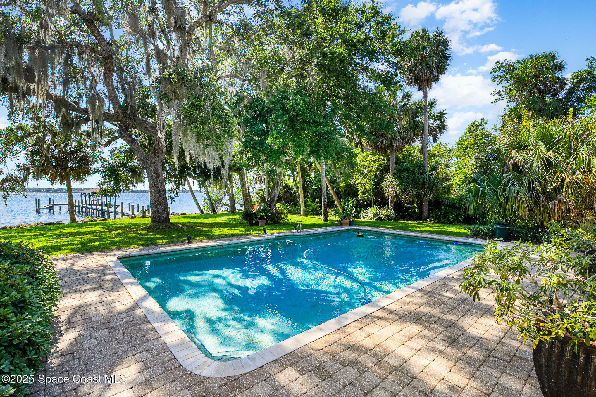 Property Photo: 4137 Crooked Mile Road FL 32952