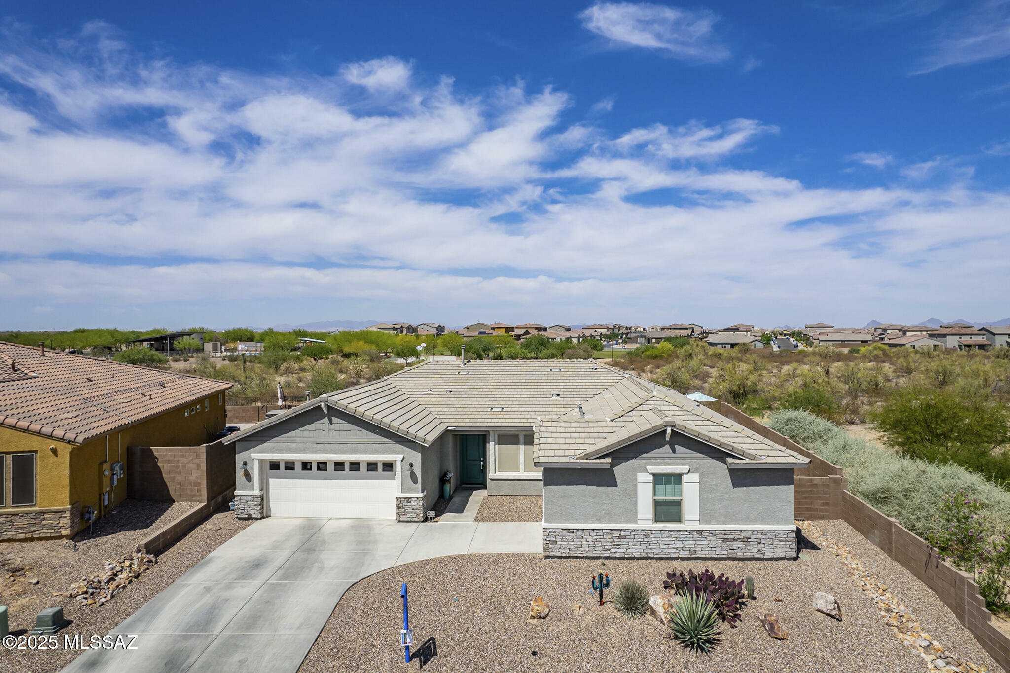 Property Photo: 5600 S Sycamore Rim Trail AZ 85747