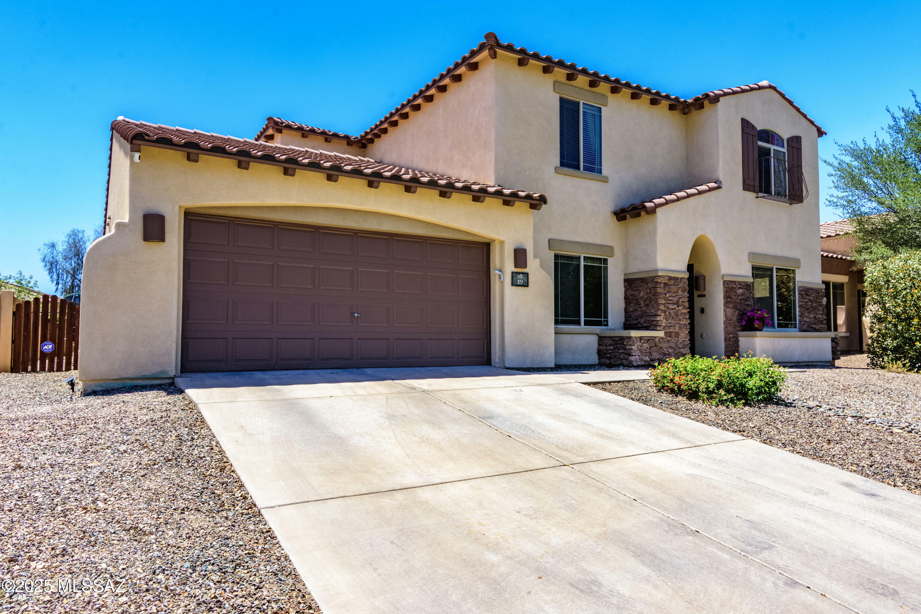 Property Photo: 19 W Via Teresita AZ 85629