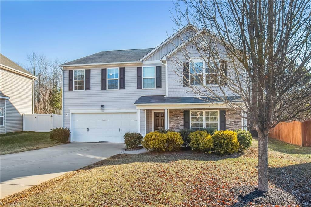 Property Photo: 2635 Leighswood Drive NC 27106