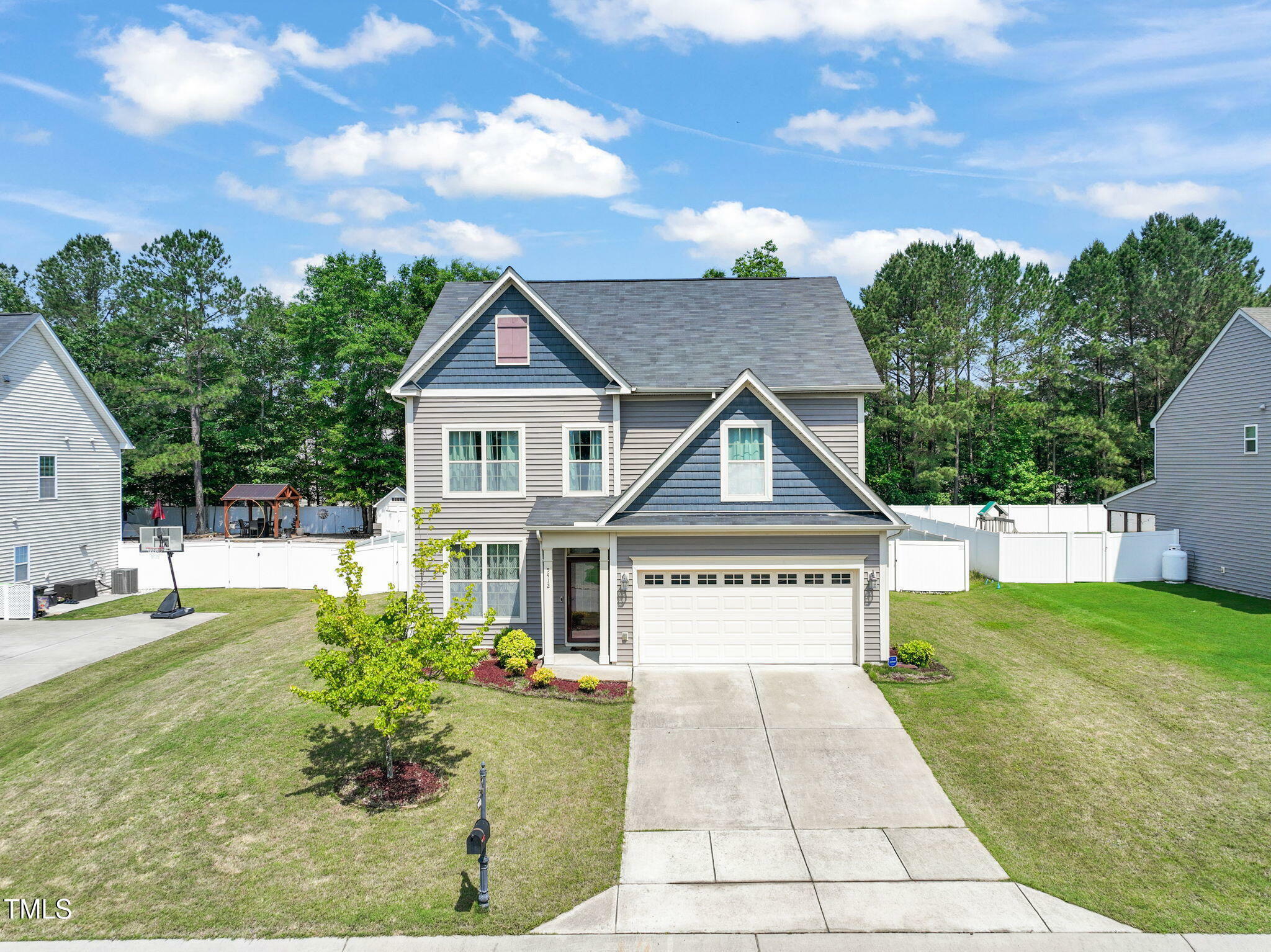 Property Photo: 5412 Emerald Spring Drive NC 27545