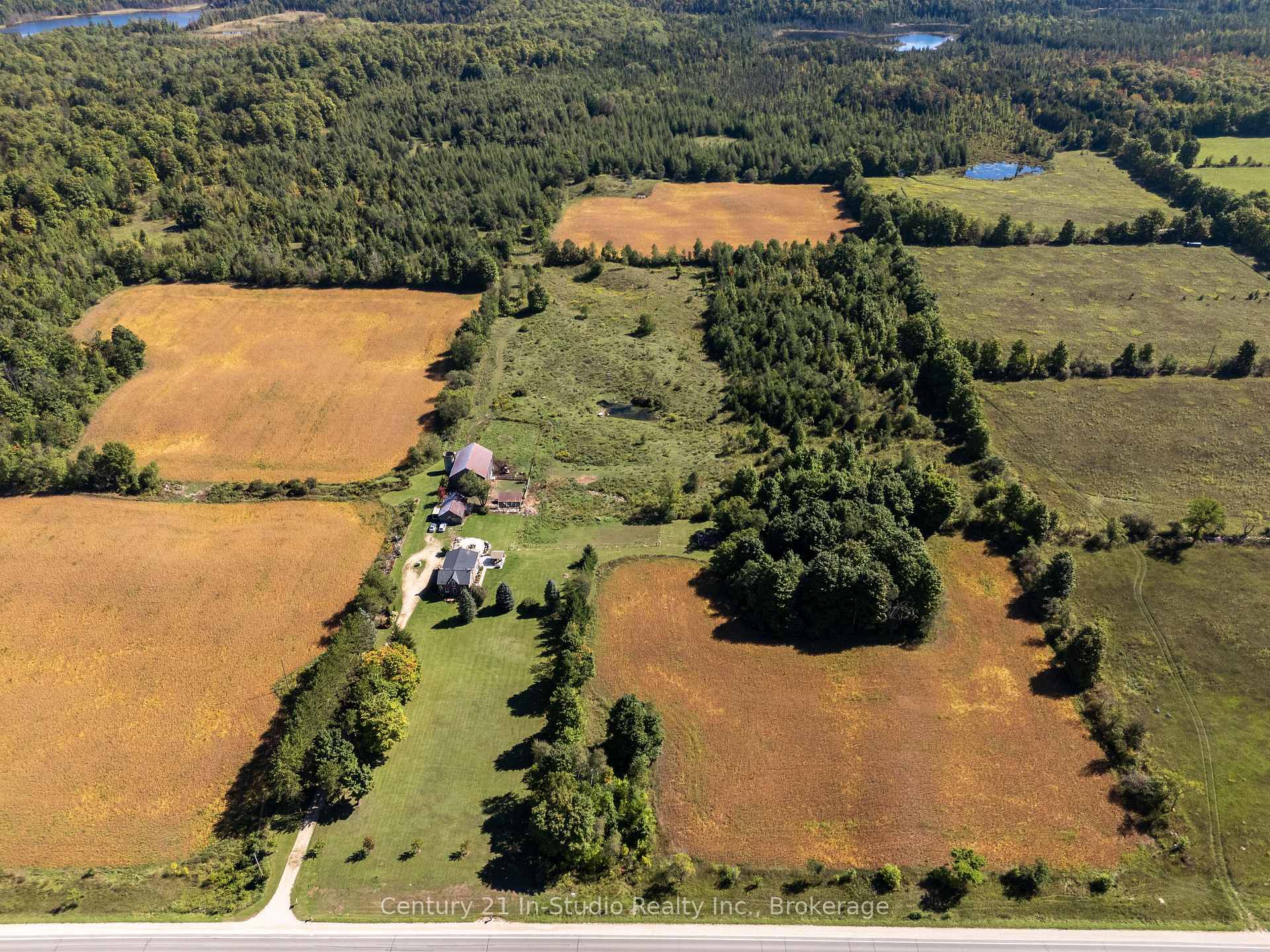 Property Photo:  315421 Highway 6 Highway  ON N0H 2V0 