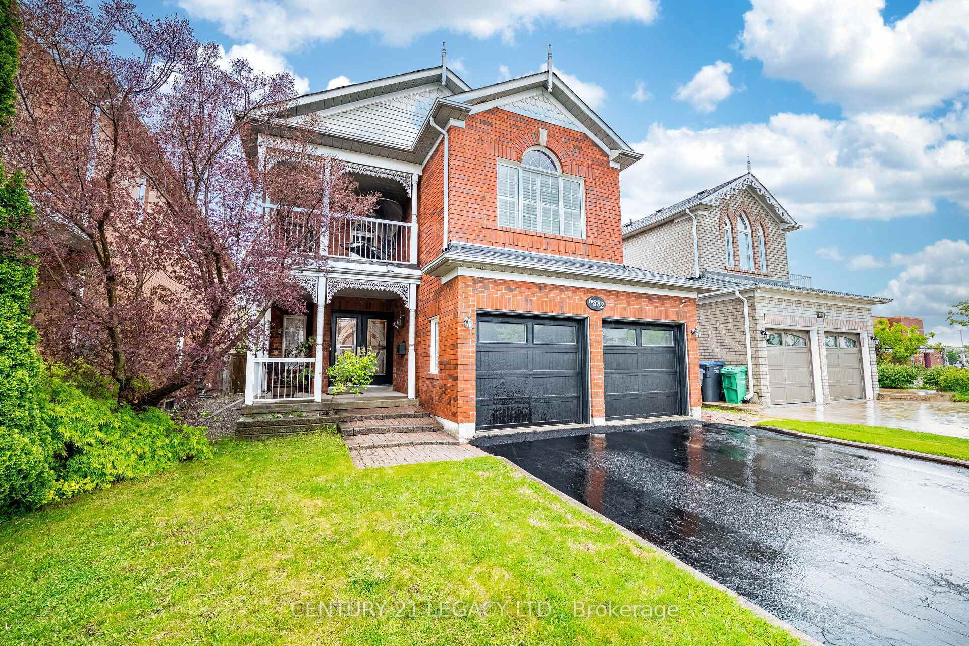 6882 Gooderham Estate Boulevard  Mississauga ON L5W 1B1 photo