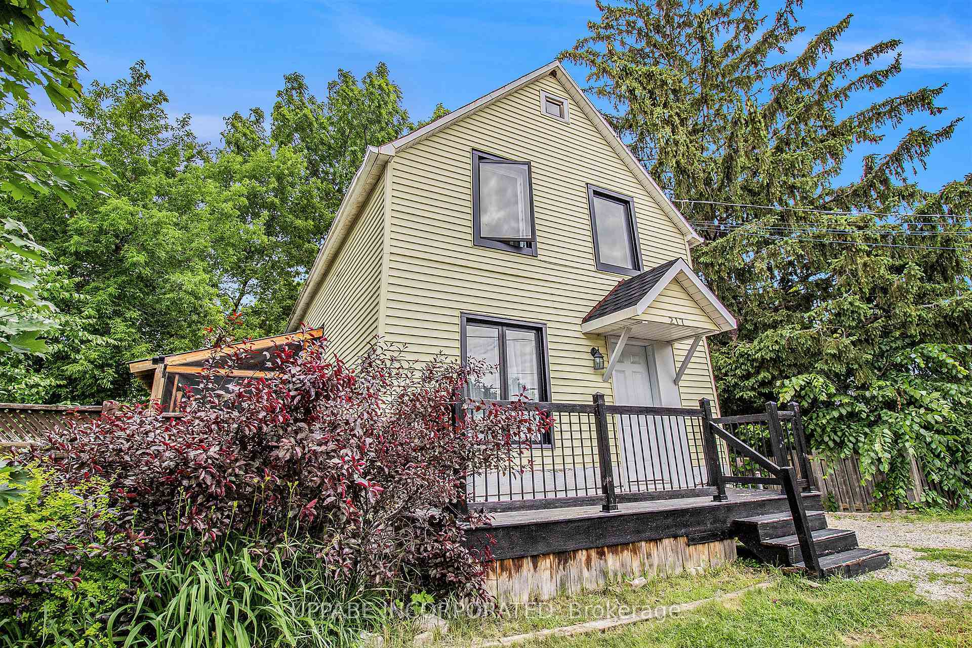 Property Photo: 217 Jack Street ON K0G 1J0