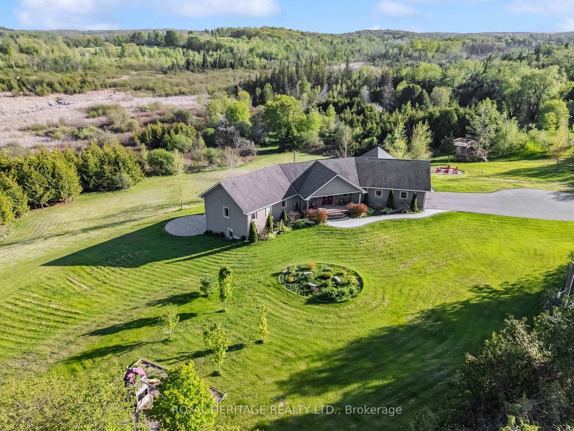 Property Photo: 477 Haynes Road ON K0K 1M0