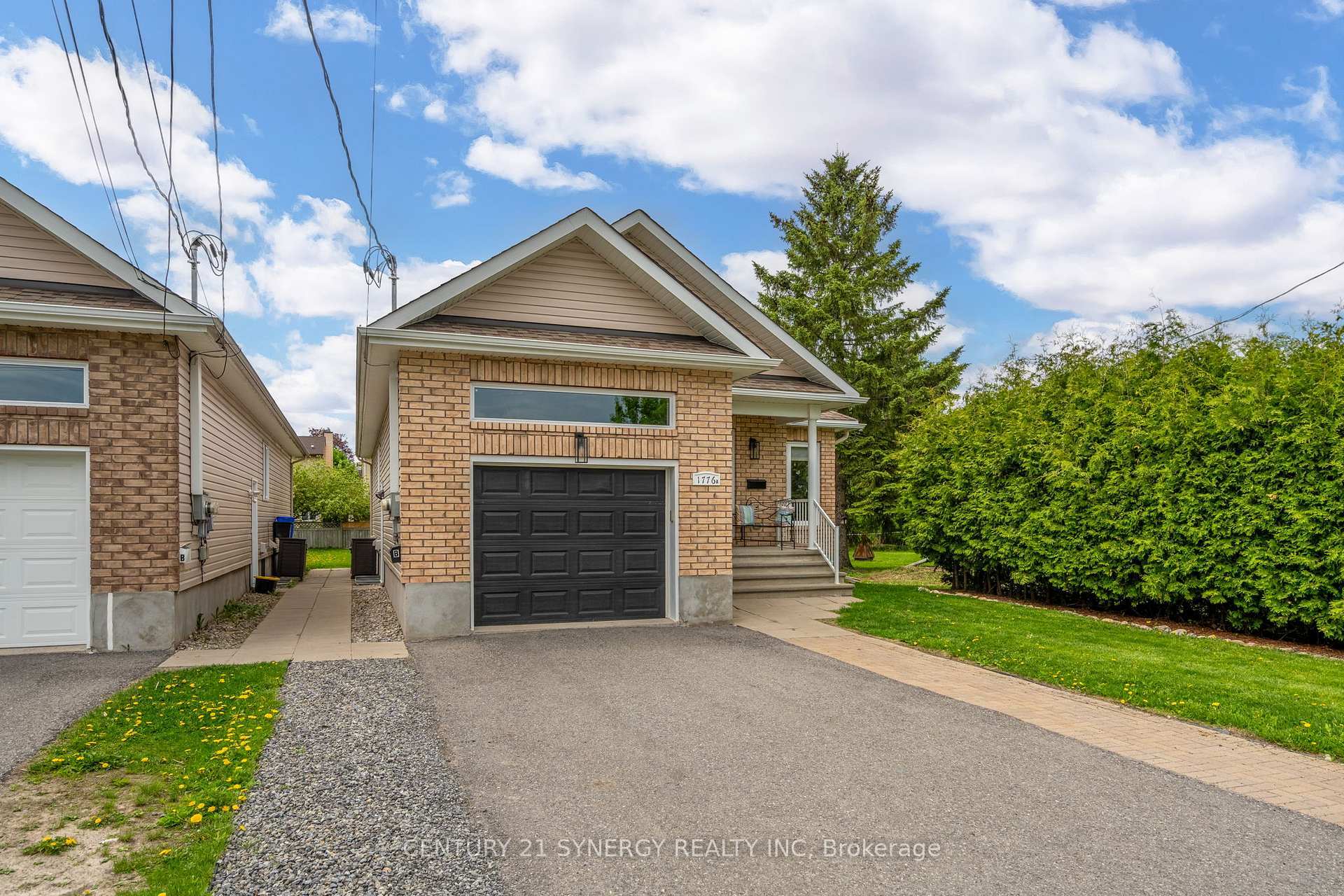 Property Photo: 1776 Belcourt Boulevard ON K1C 1M5