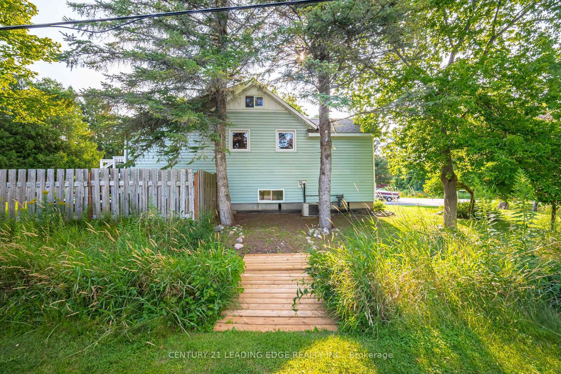 Photo de la propriété: 1169 Killarney Beach Road ON L0L 1W0