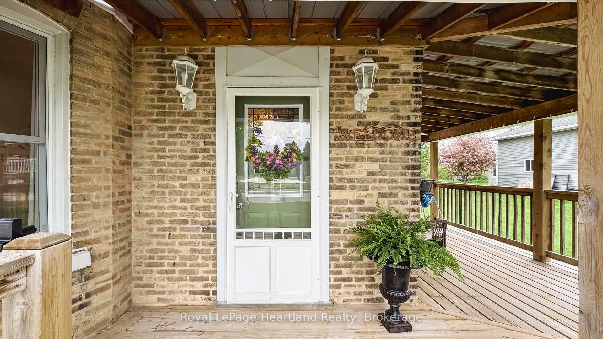 Property Photo: 178 Wellington Street ON N0M 1H0