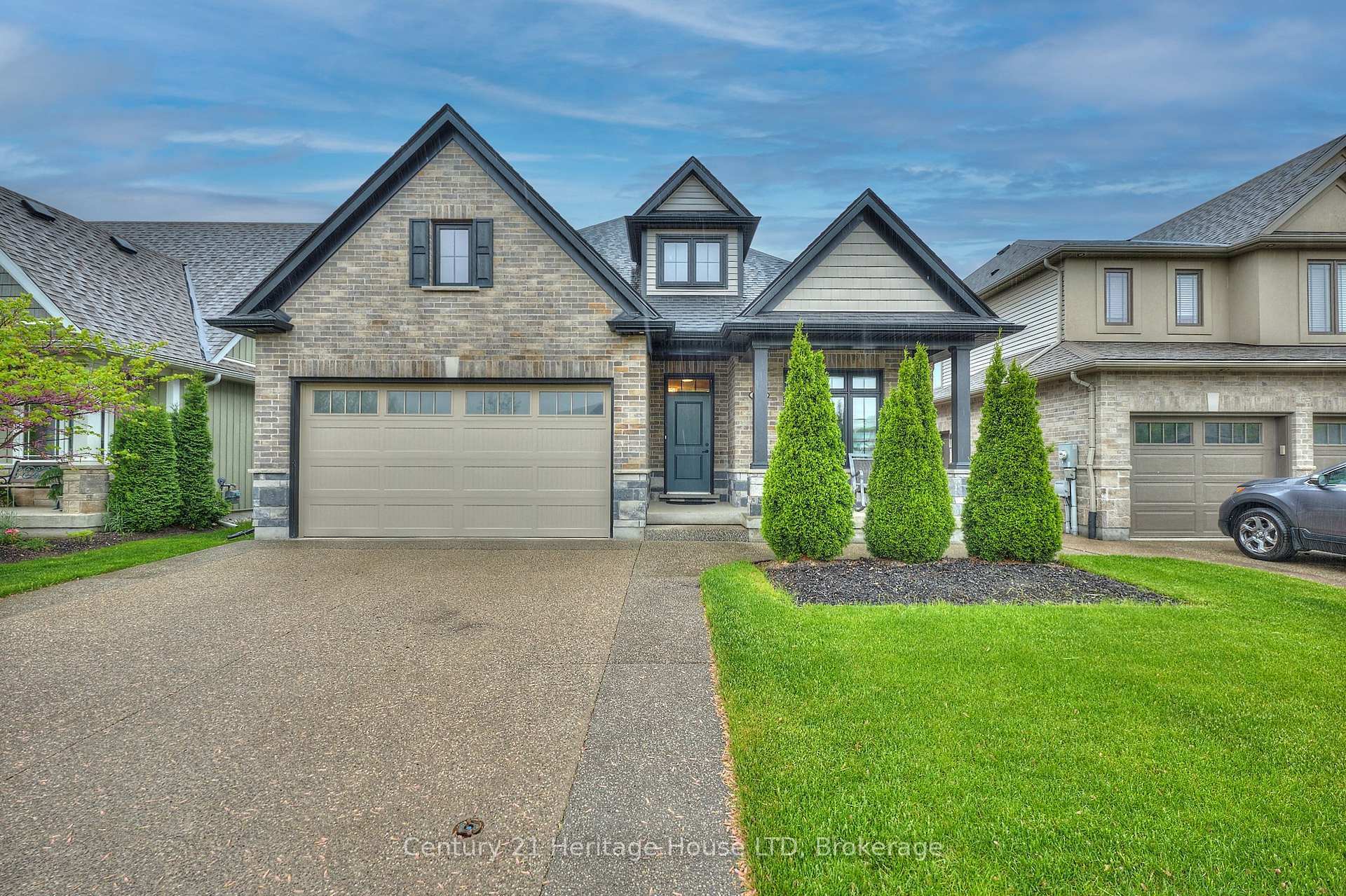 Property Photo: 29 McFarland Street ON L0S 1K0