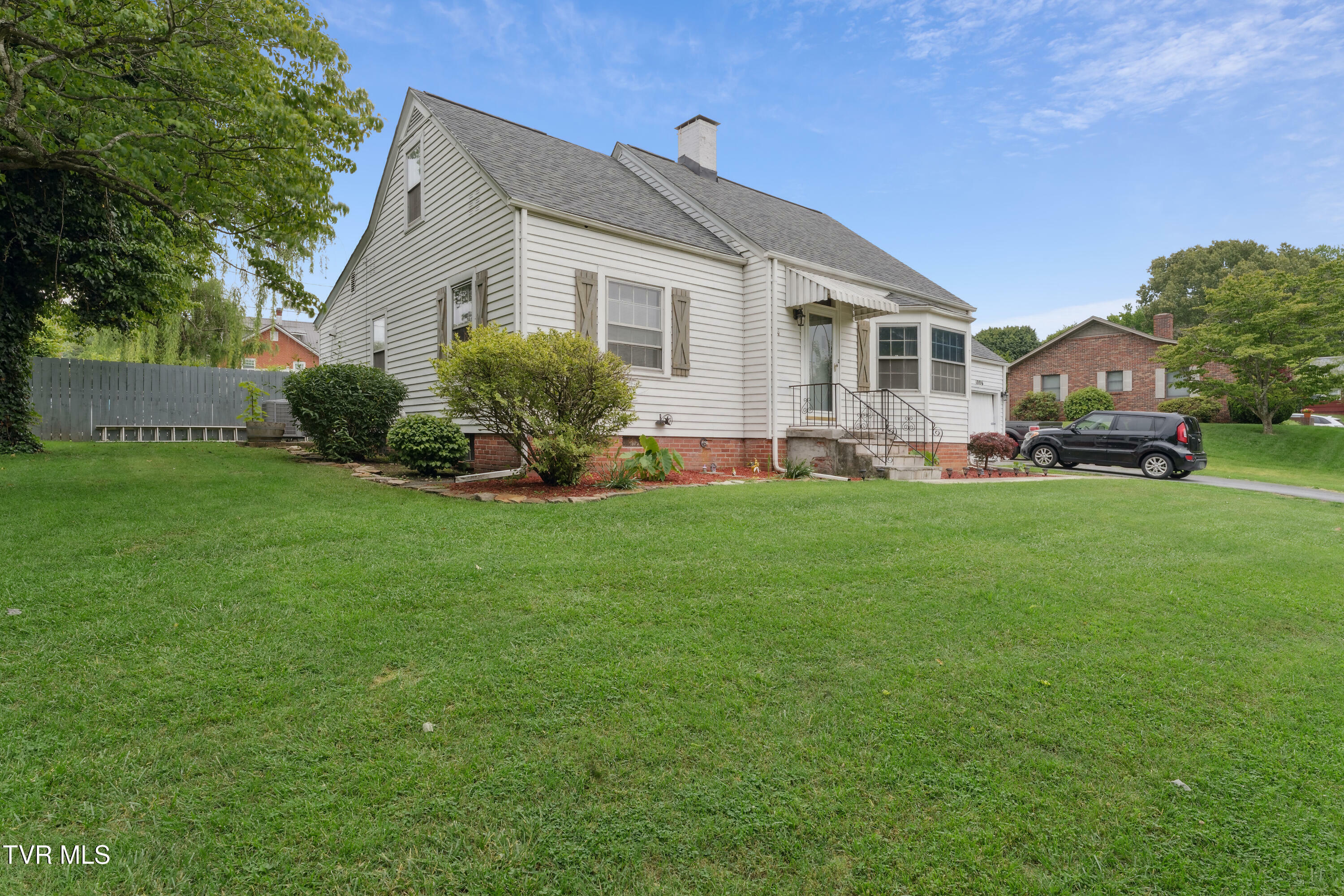 Property Photo: 1006 Riverview Drive TN 37643