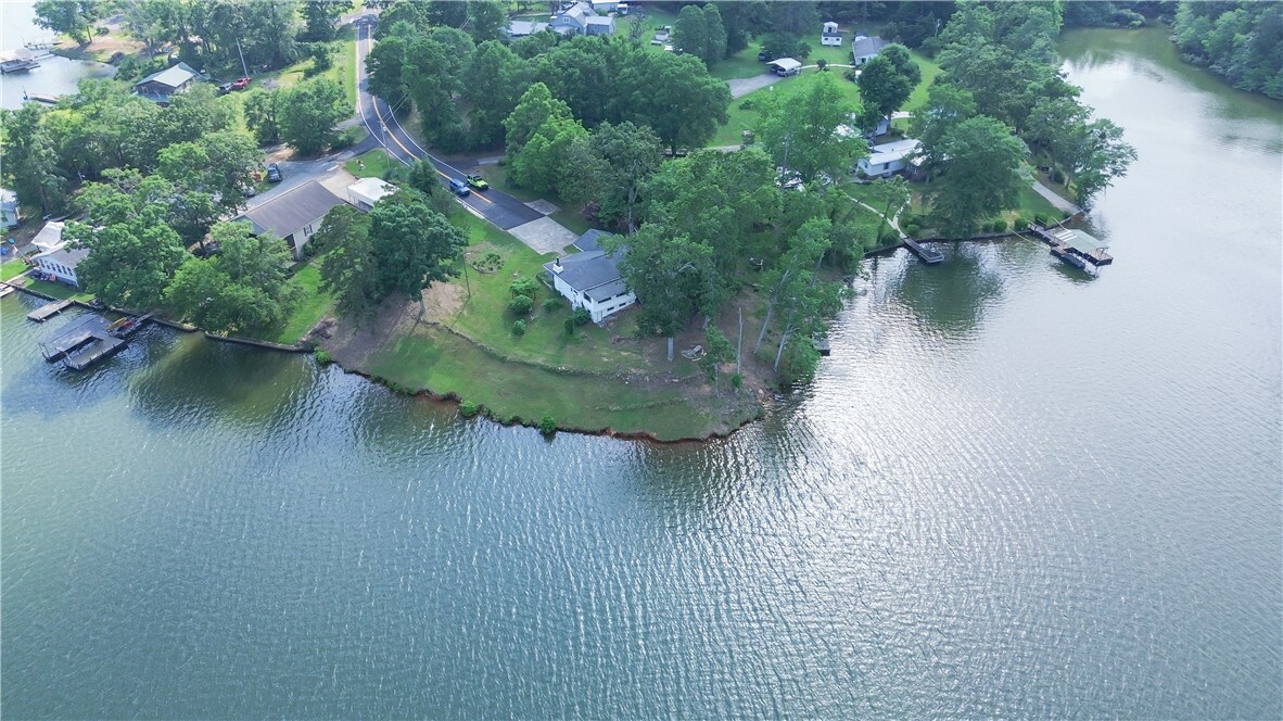 Property Photo: 504 Suttles Landing Road SC 29655