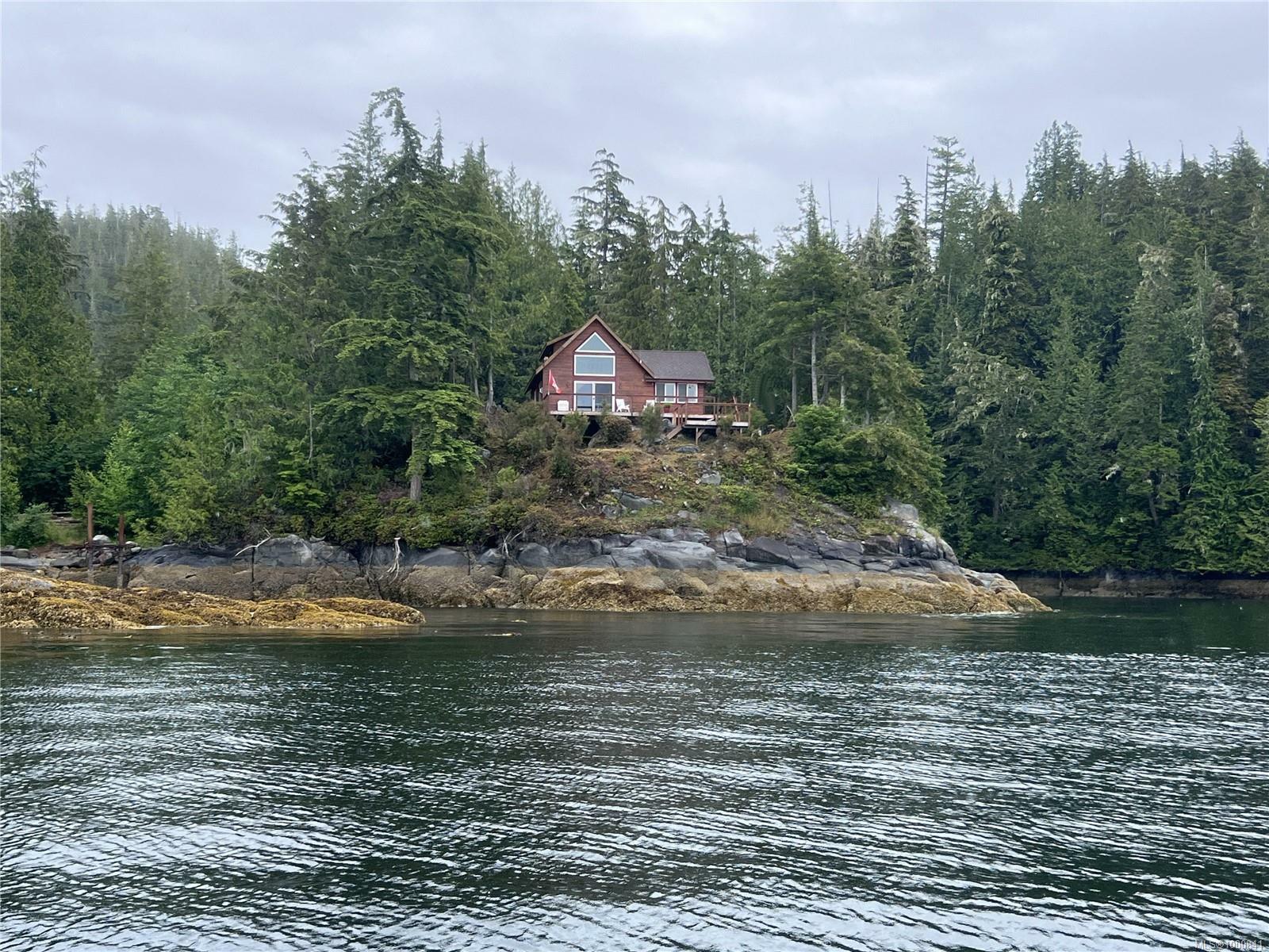 Property Photo: Fb443773 Echo Bay BC V0P 1S0