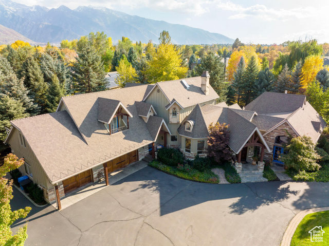 Property Photo: 2238 E Cottonwood Ln UT 84121