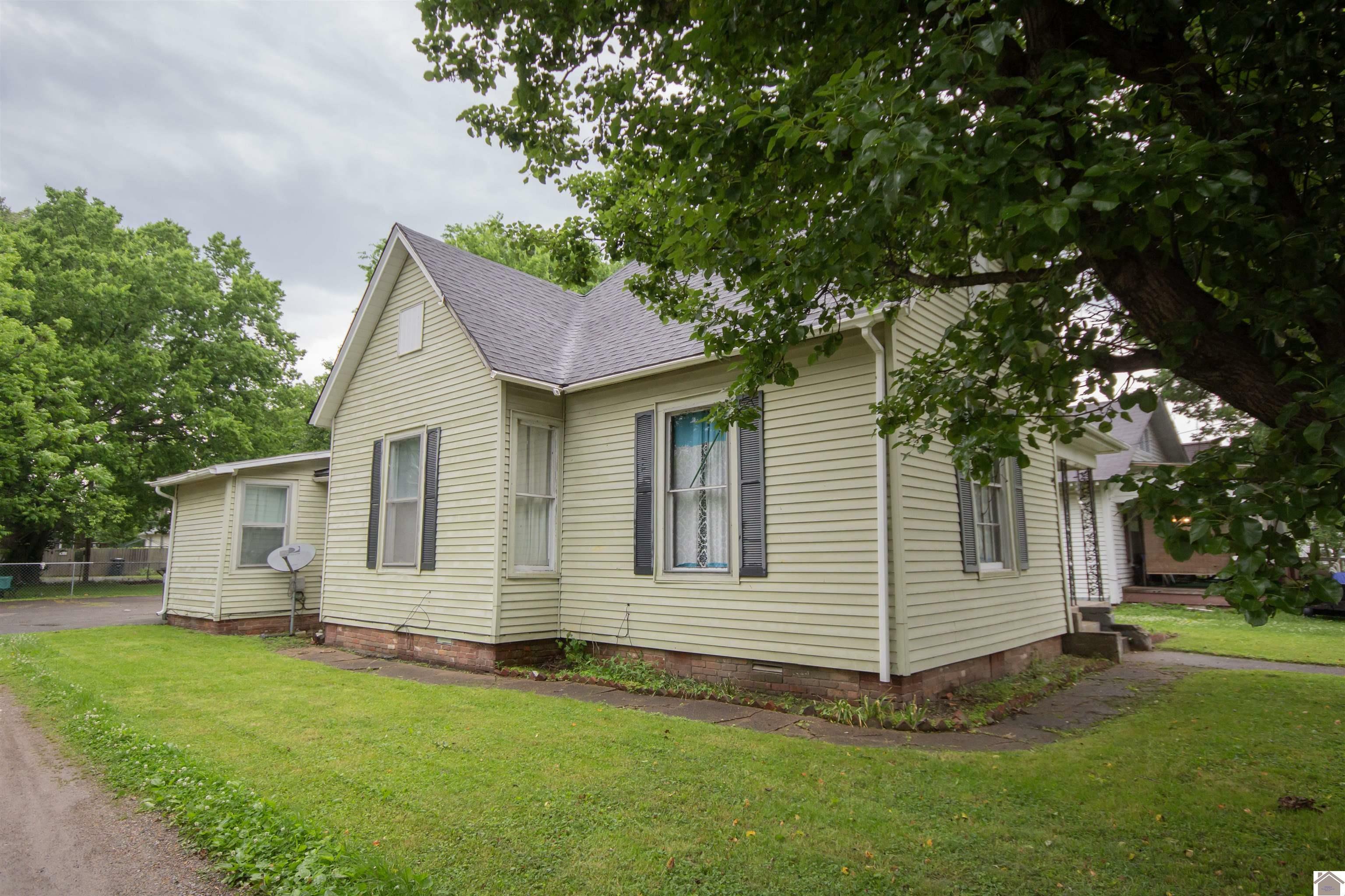 Property Photo: 1641 Harrison KY 42001