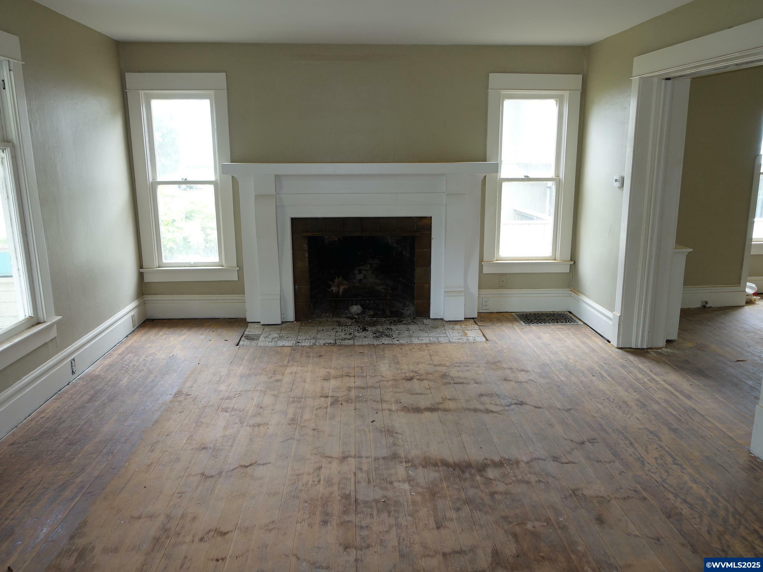 Property Photo:  1596 Chemeketa St NE  OR 97301 