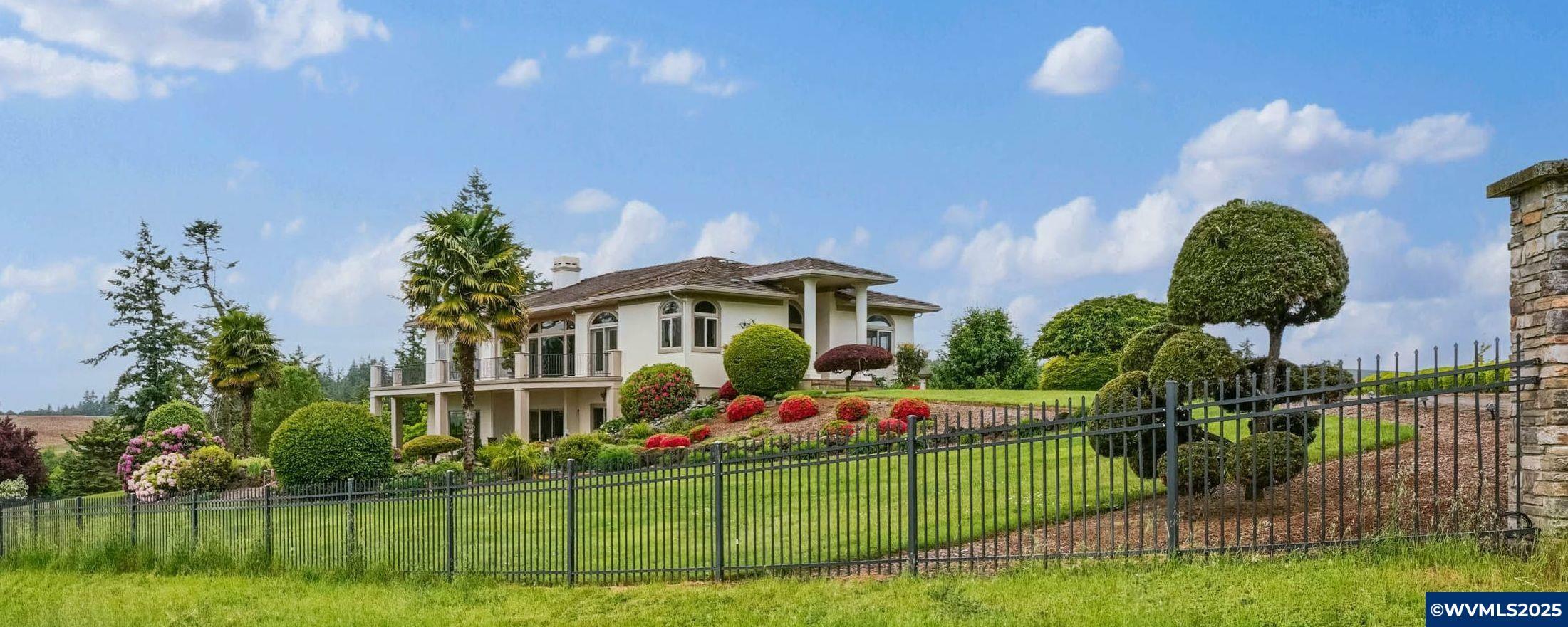 Property Photo:  12033 South Shadow Hills Ct SE  OR 97392 