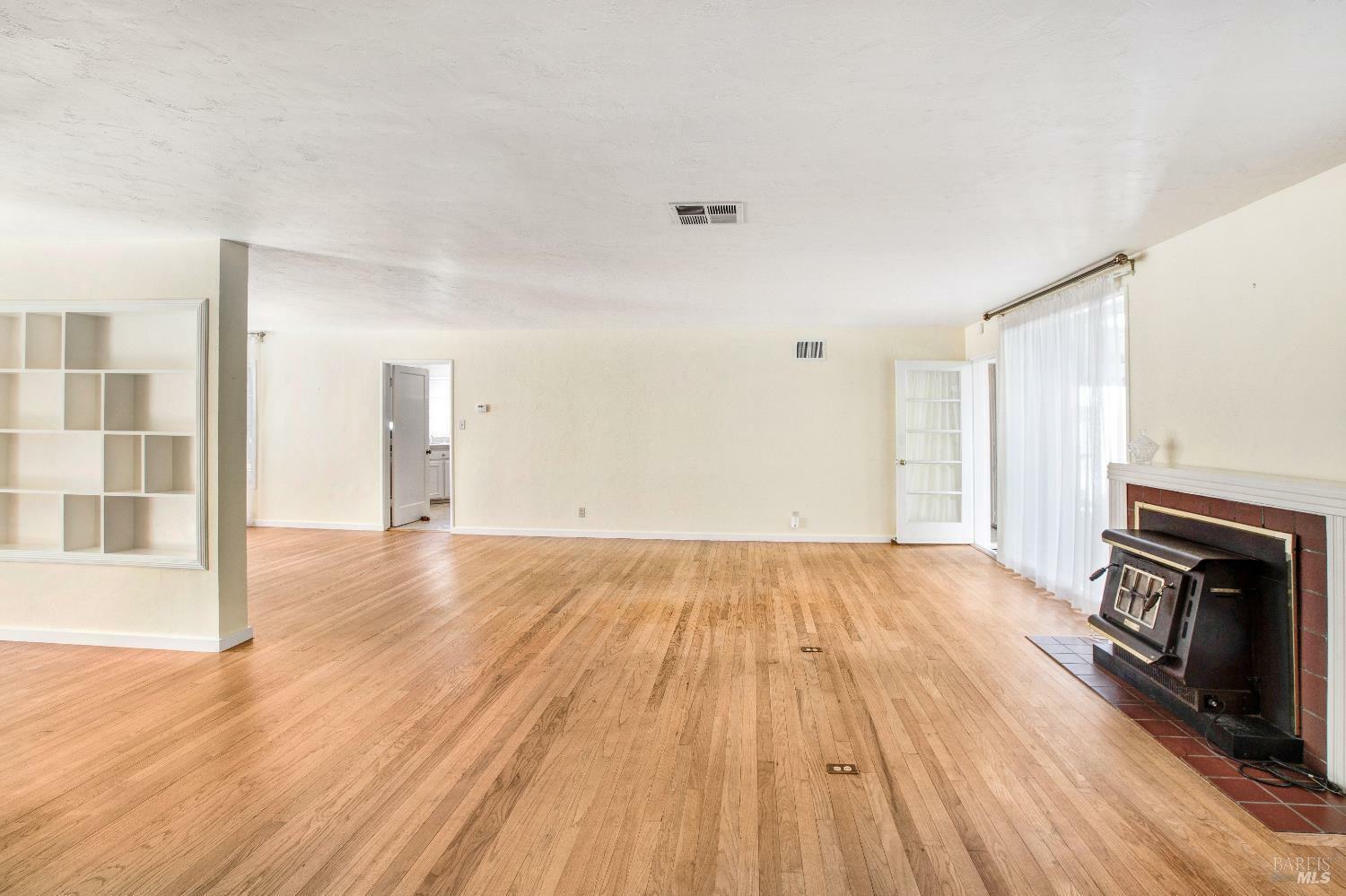 Property Photo: 620 2nd Street CA 95476