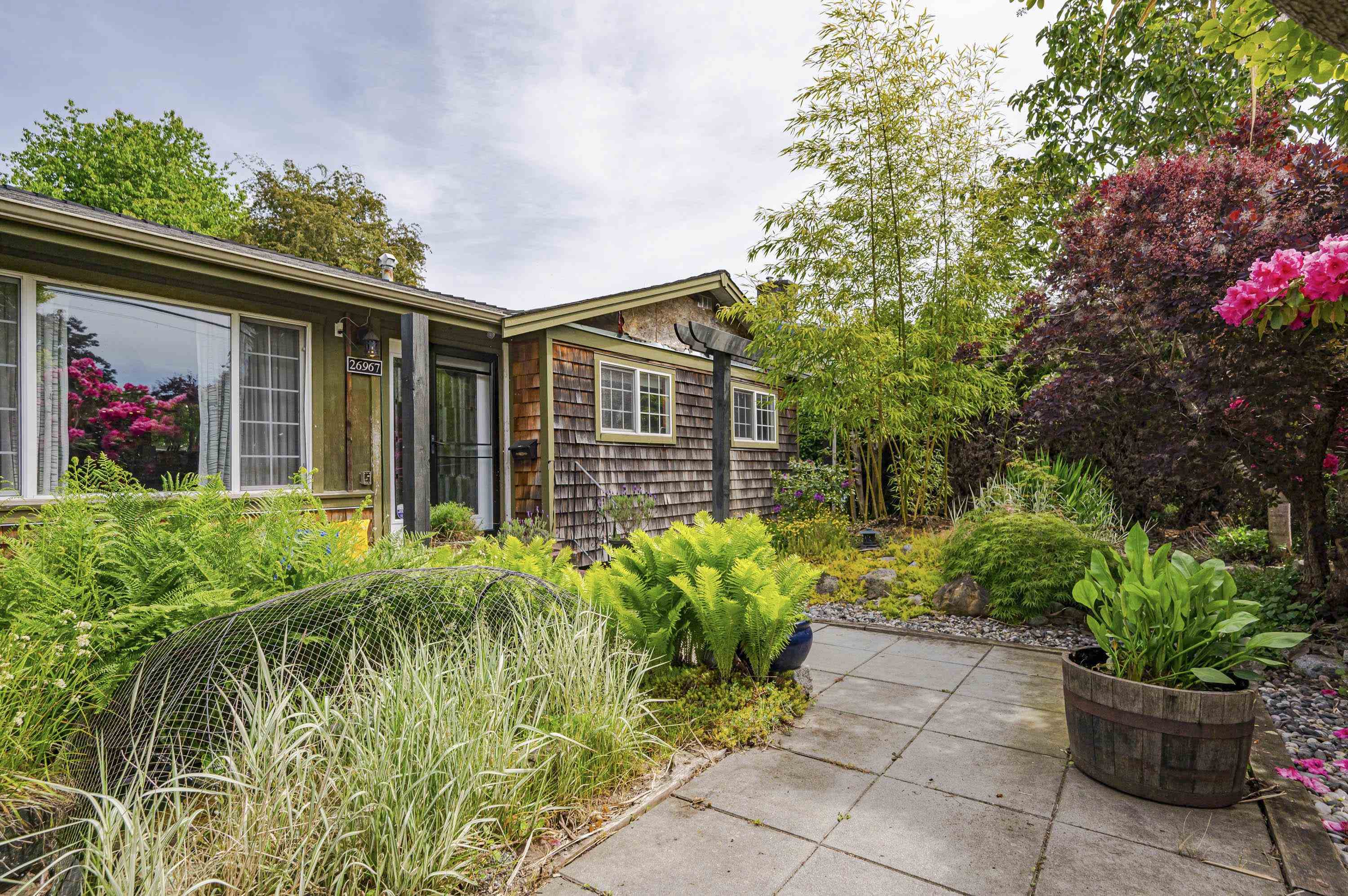 Property Photo: 26967 28 Avenue BC V4W 3A2