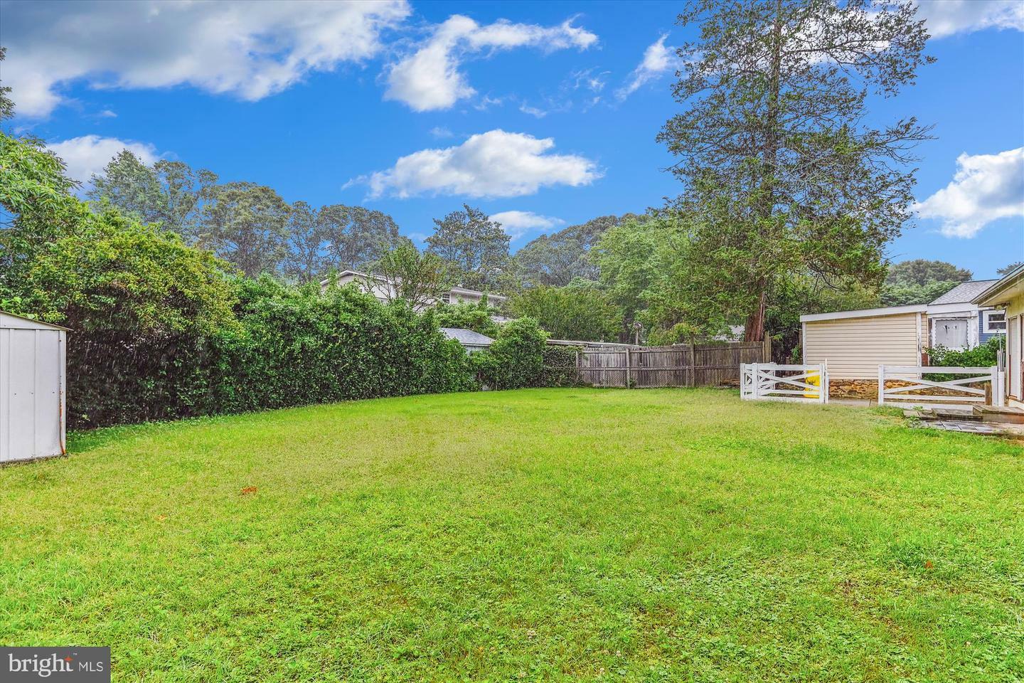 Property Photo: 71 Riverside Drive MD 21146