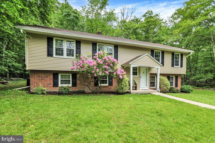 Property Photo: 90 Kurtz Road PA 19473