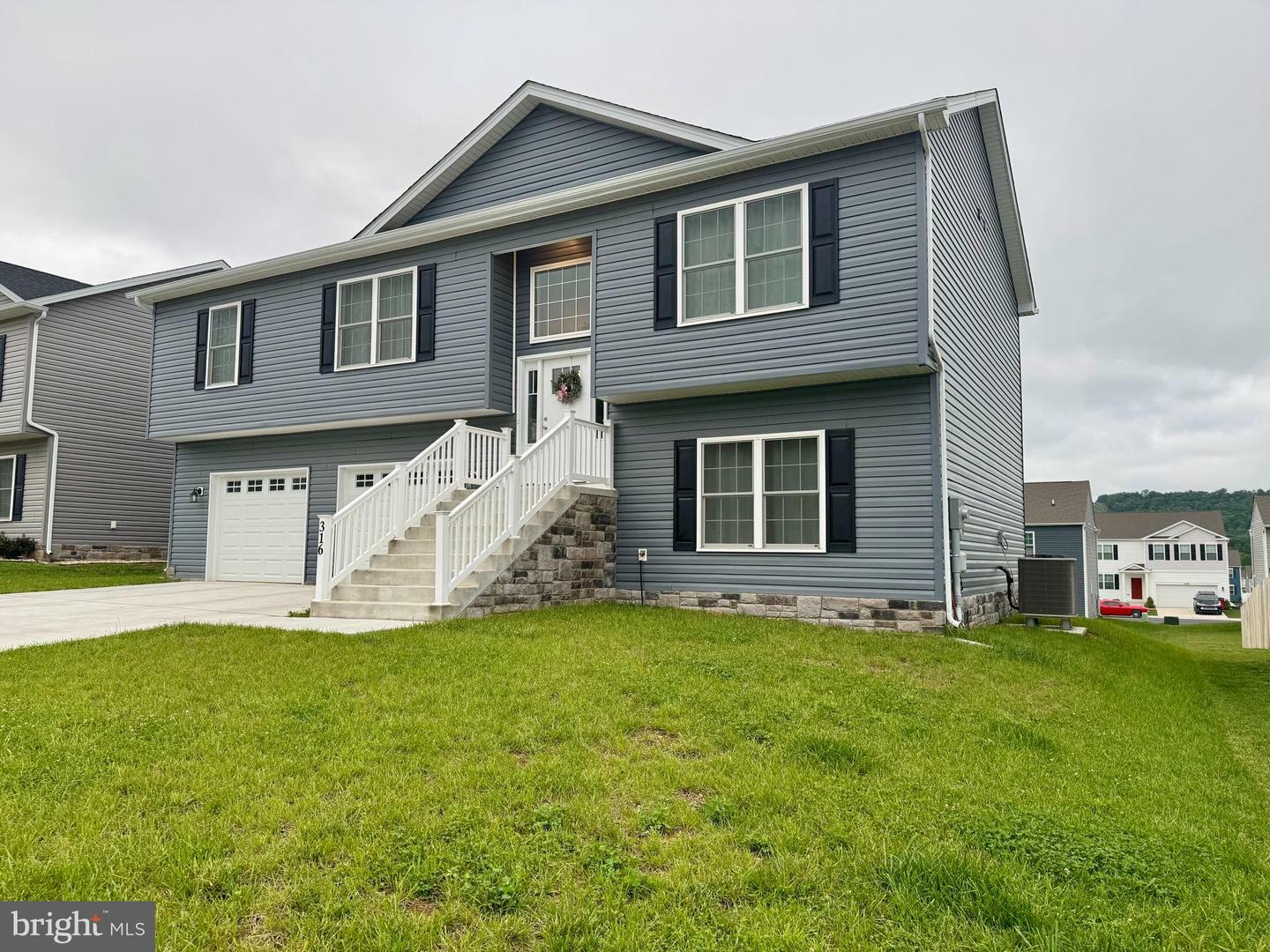 Property Photo: 316 Pochards Court WV 25403