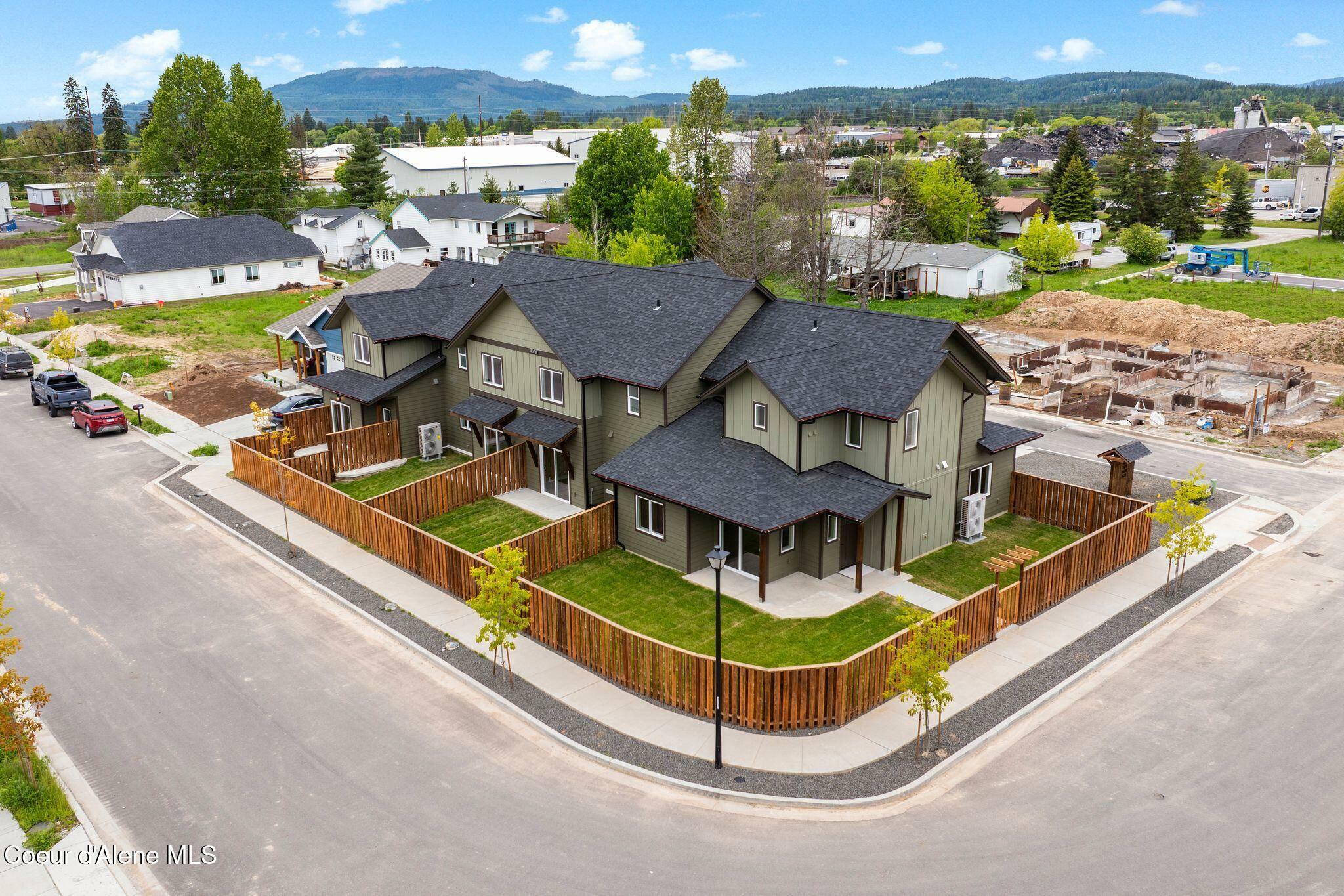 Property Photo: 1670, 1674 1678, 1682 Onyx Ct ID 83864