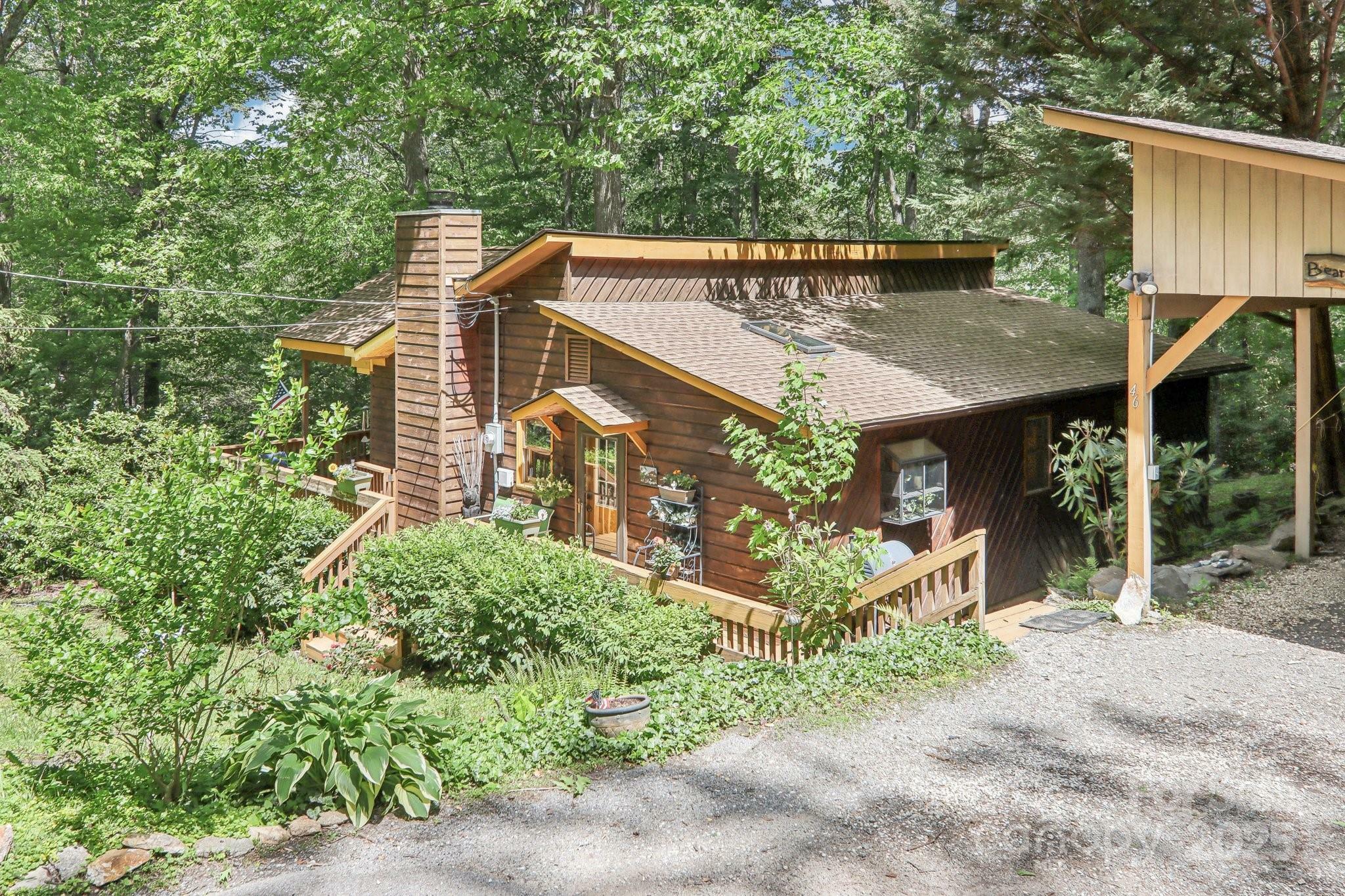 Property Photo: 46 Thrush Drive NC 28751