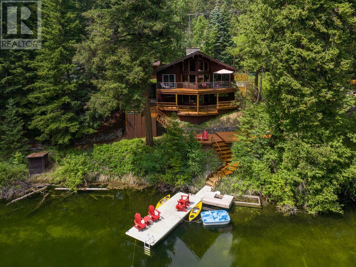 Photo de la propriété:  2556 Golden Horn Road  BC V0E 1Z1 