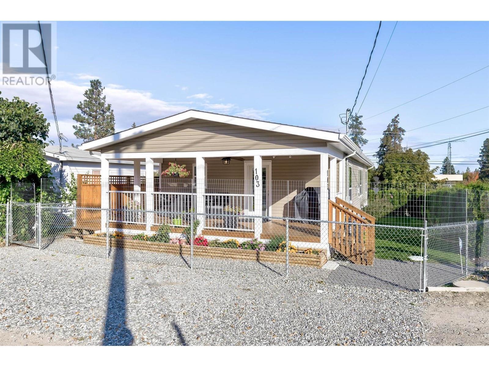Photo de la propriété: 5155 Chute Lake Road 103 BC V1W 4R9