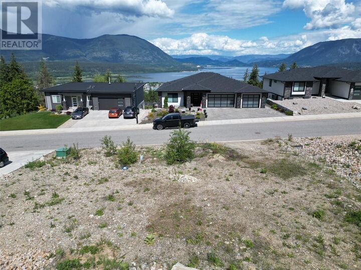 Property Photo:  1040 17 Avenue Southeast  BC V1E 2C9 