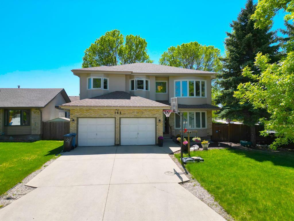 164 Hillmartin Drive  Winnipeg MB R3T 5L5 photo